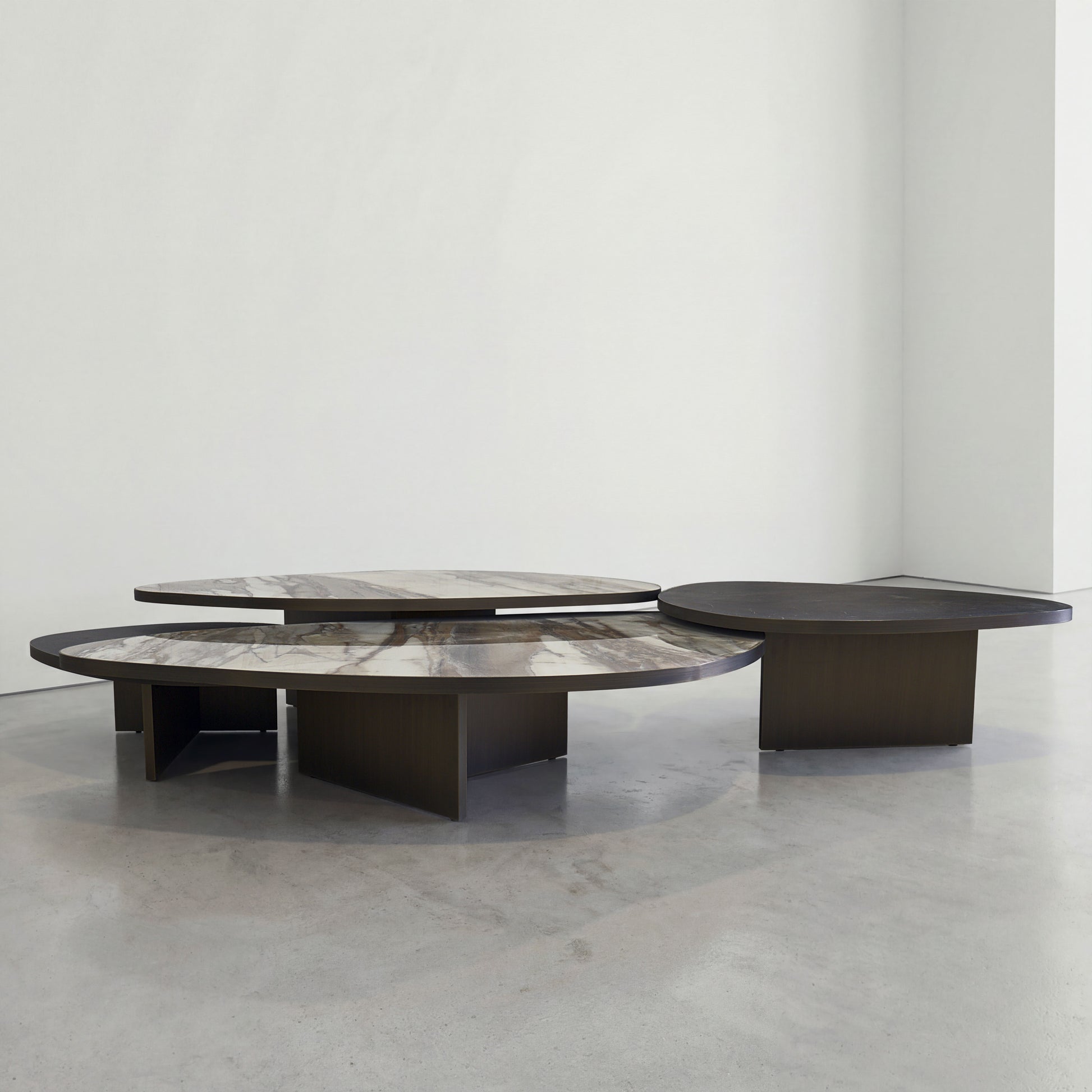 Aurelia coffee table set - Marbeya Charm