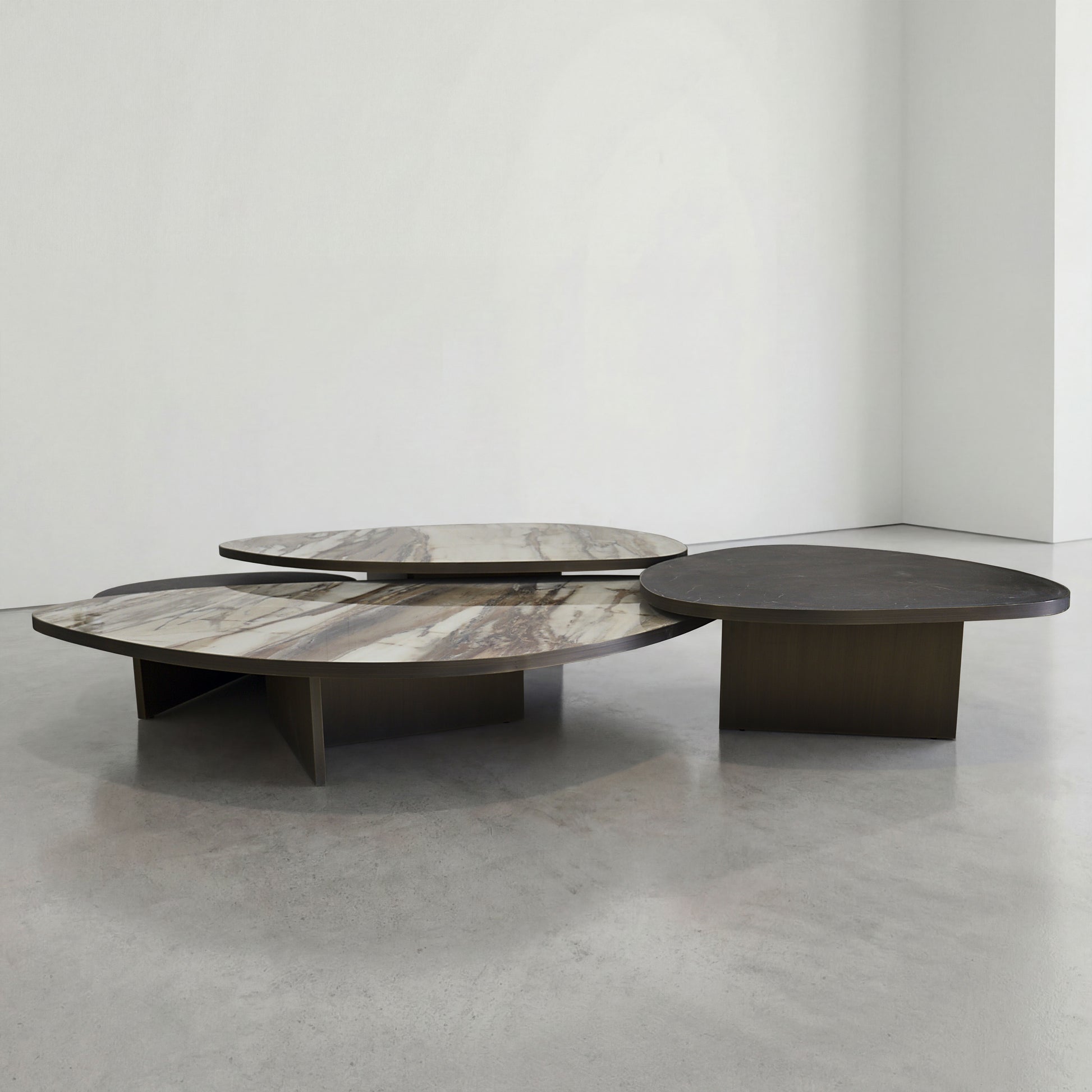Aurelia coffee table set - Marbeya Charm