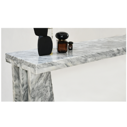 OCTA CONSOLE TABLE