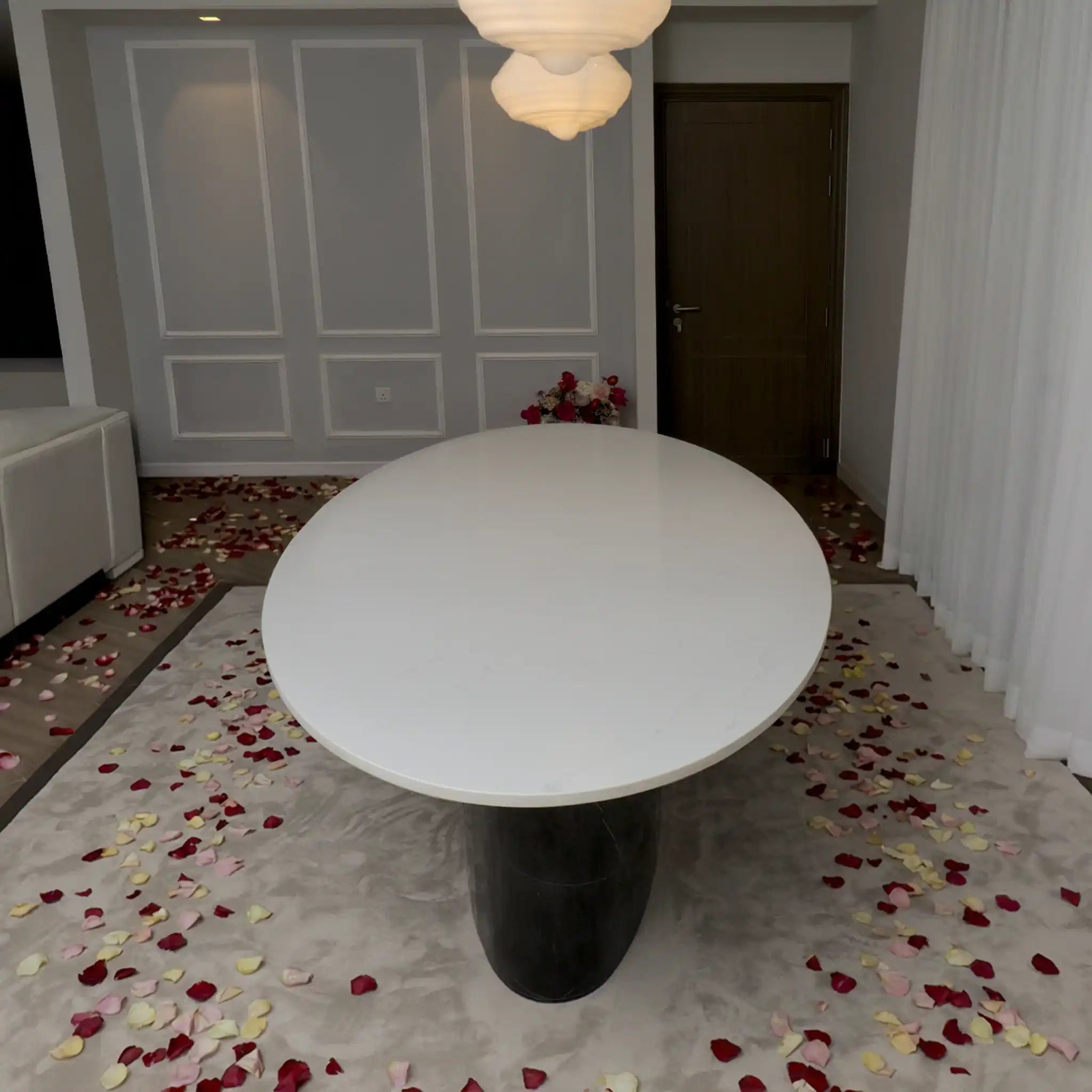 The RAVELLO OVAL DINING TABLE