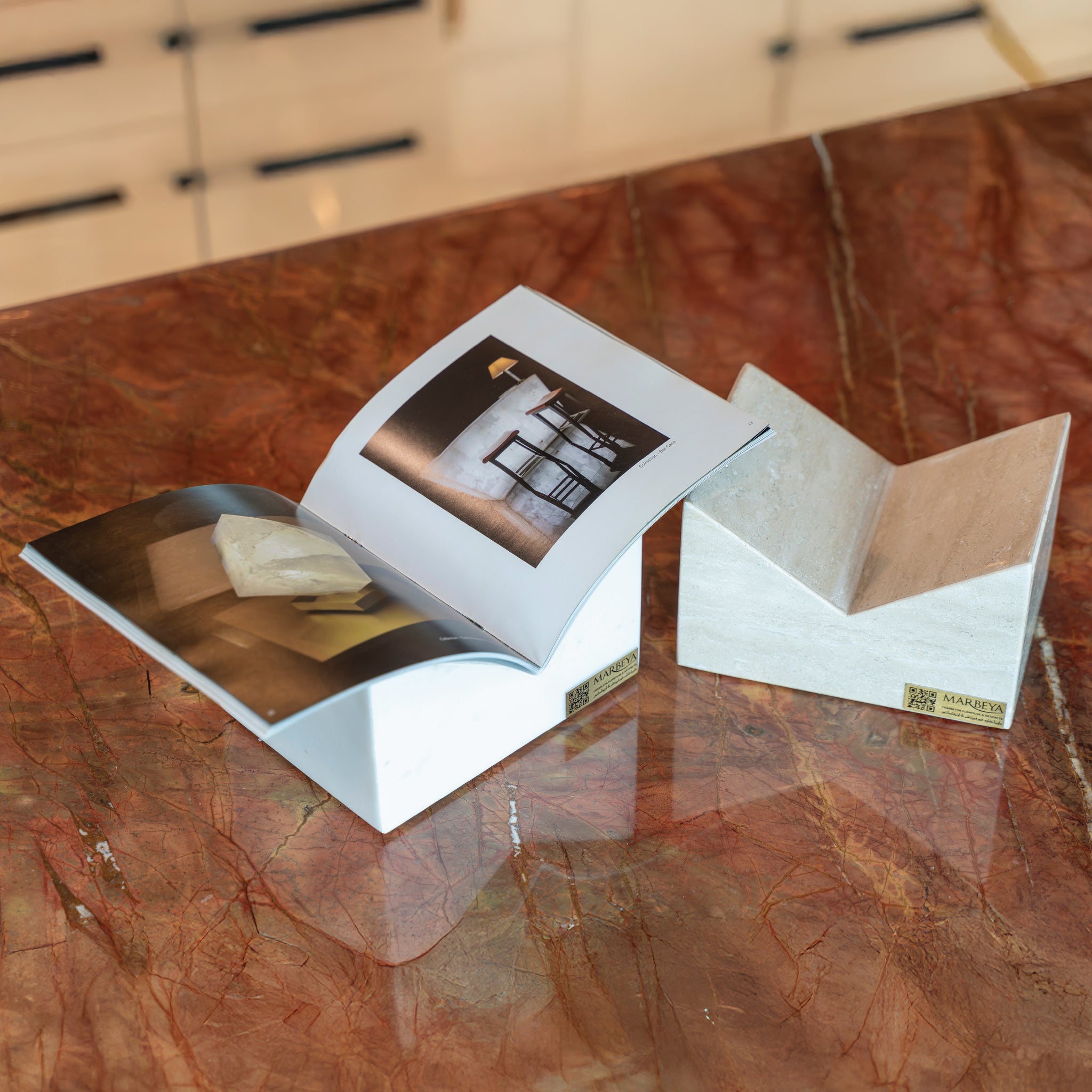 Vogue Marble Book Stand