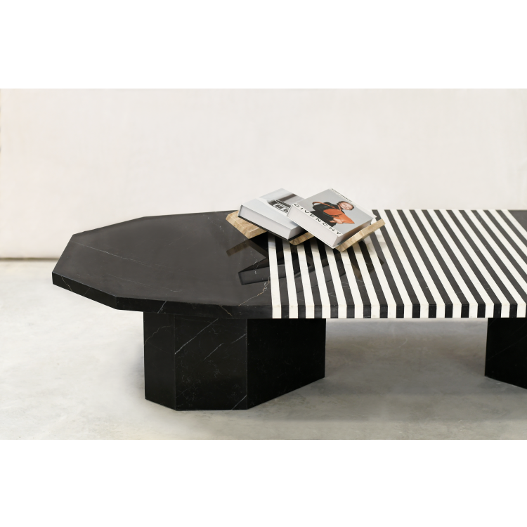 ZIBRESSE COFFEE TABLE